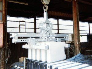 万能キャッチャー　吊りクランプ　MAC-600